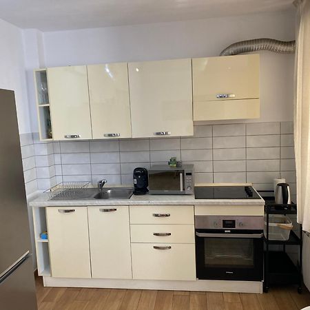 Royal Suite Unirii-2 Bdr Apartment Bucharest Luaran gambar