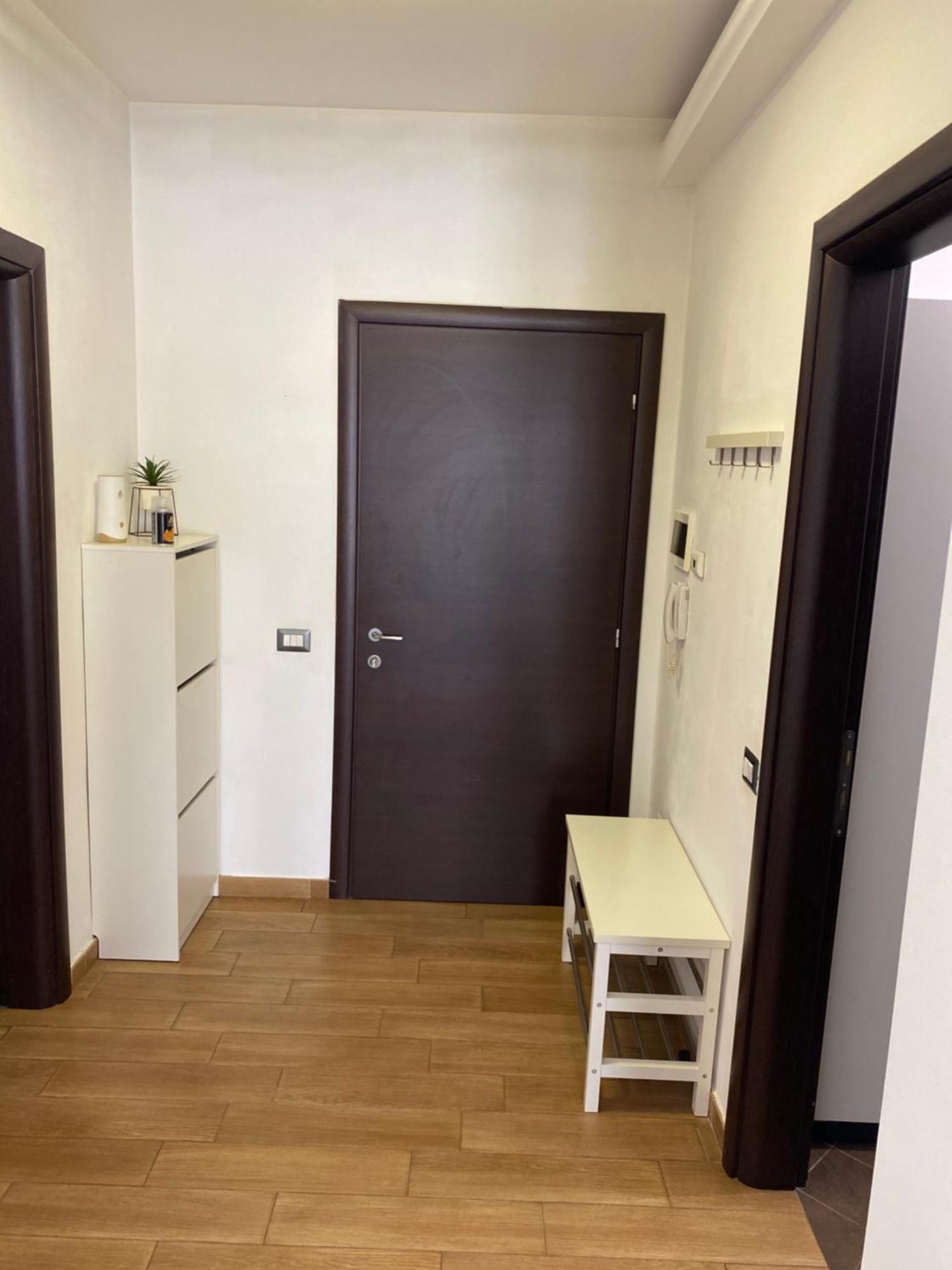 Royal Suite Unirii-2 Bdr Apartment Bucharest Luaran gambar
